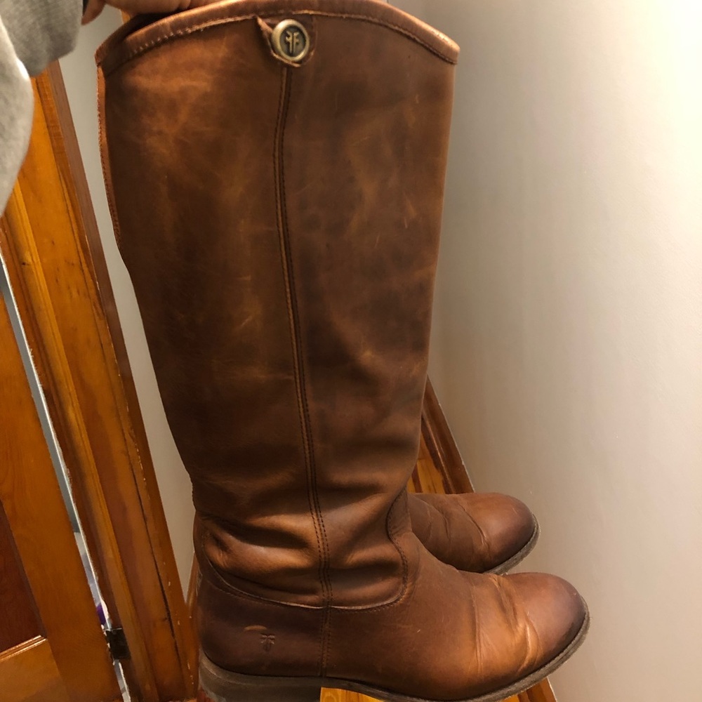 Frye Melissa Button 2 Wide Calf